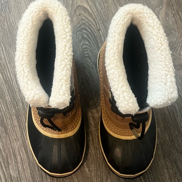 SOREL Caribou Waterproof Winter Boots Size 5 main image 6